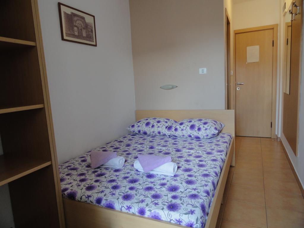 Apartments Mare Budva Værelse billede