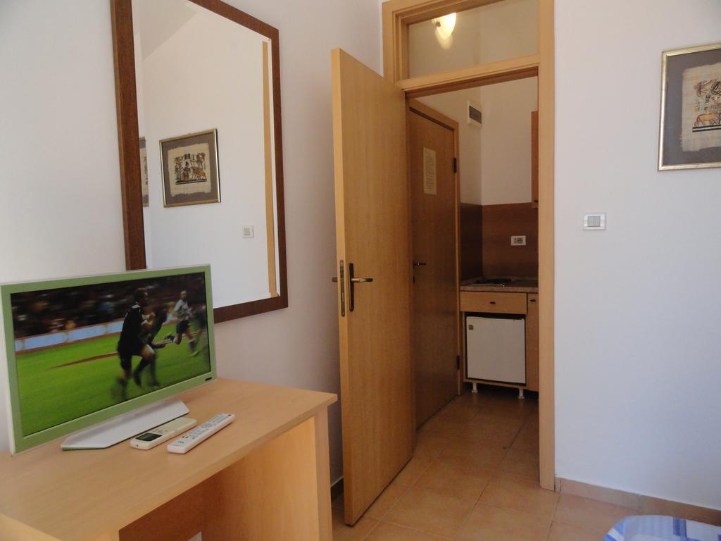 Apartments Mare Budva Eksteriør billede