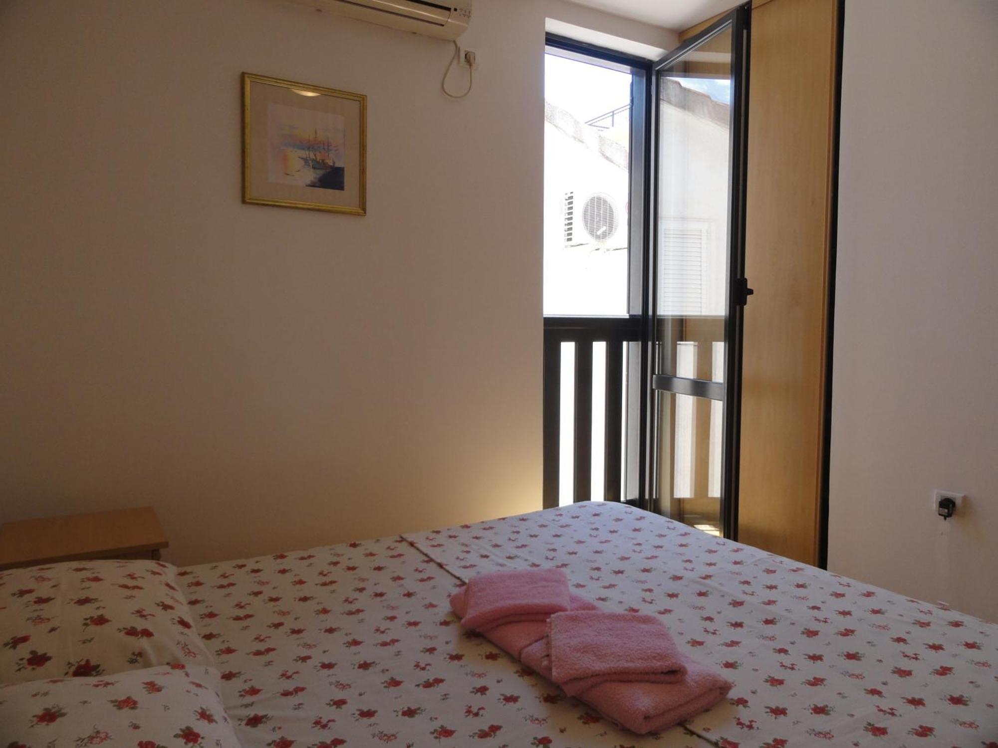 Apartments Mare Budva Eksteriør billede