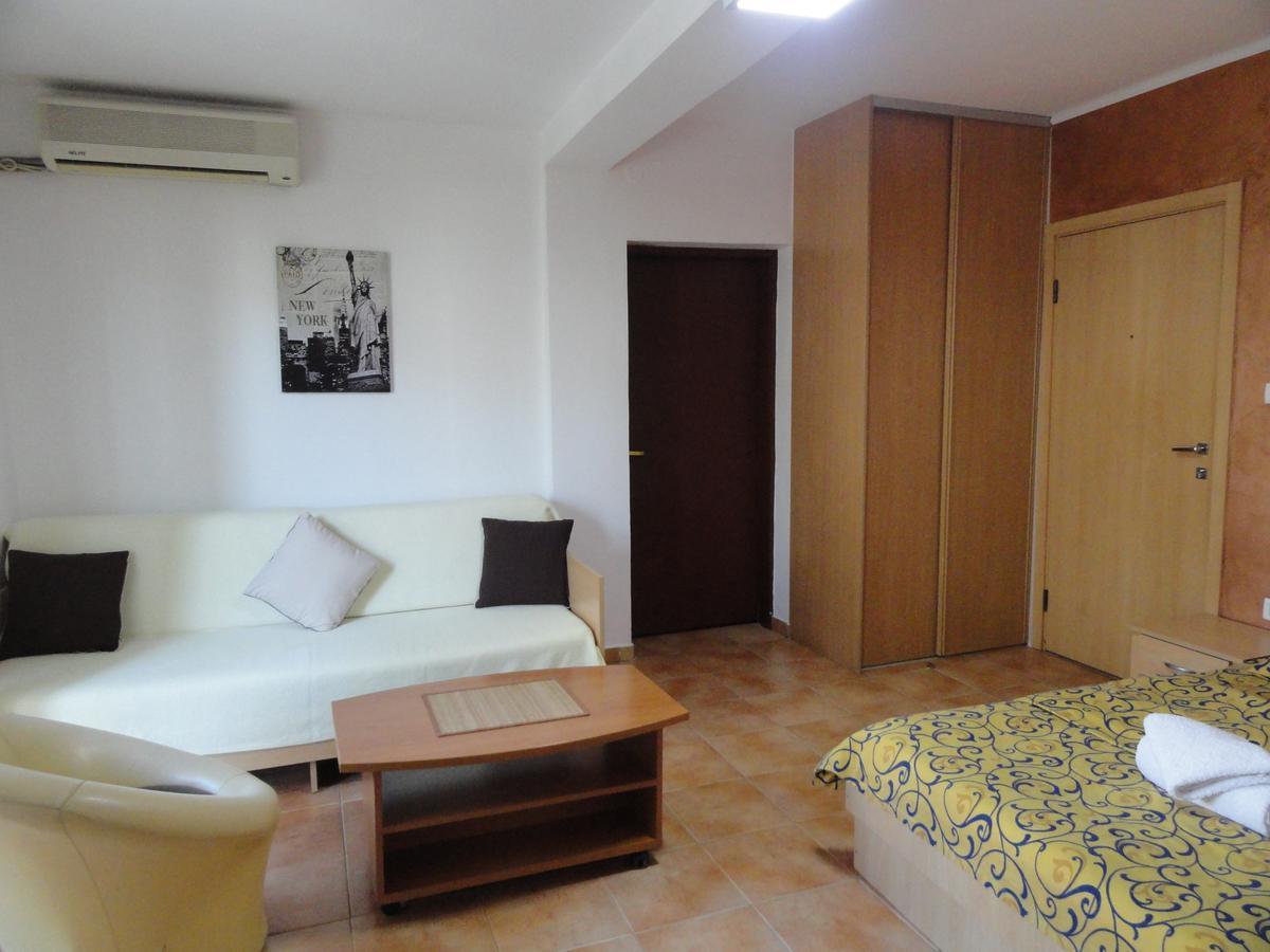 Apartments Mare Budva Værelse billede