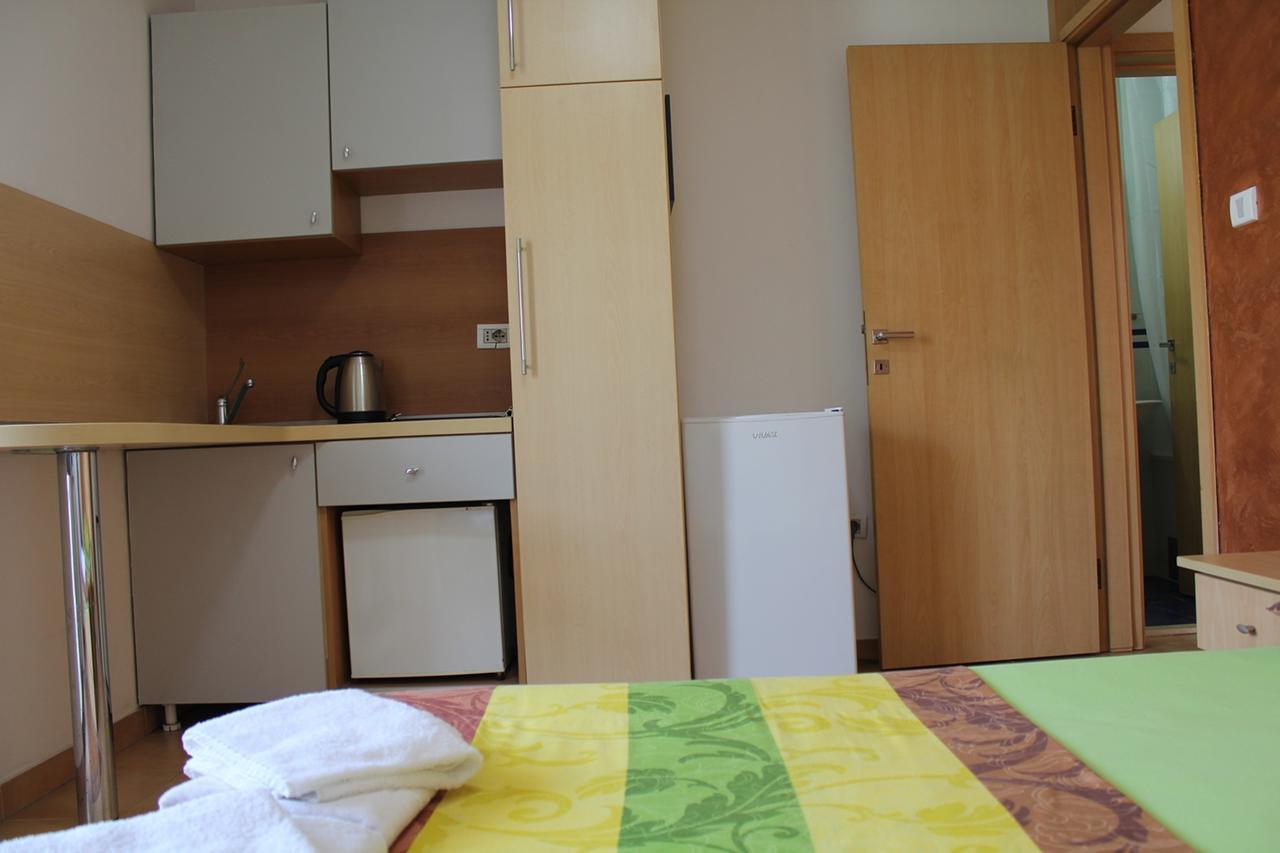 Apartments Mare Budva Værelse billede