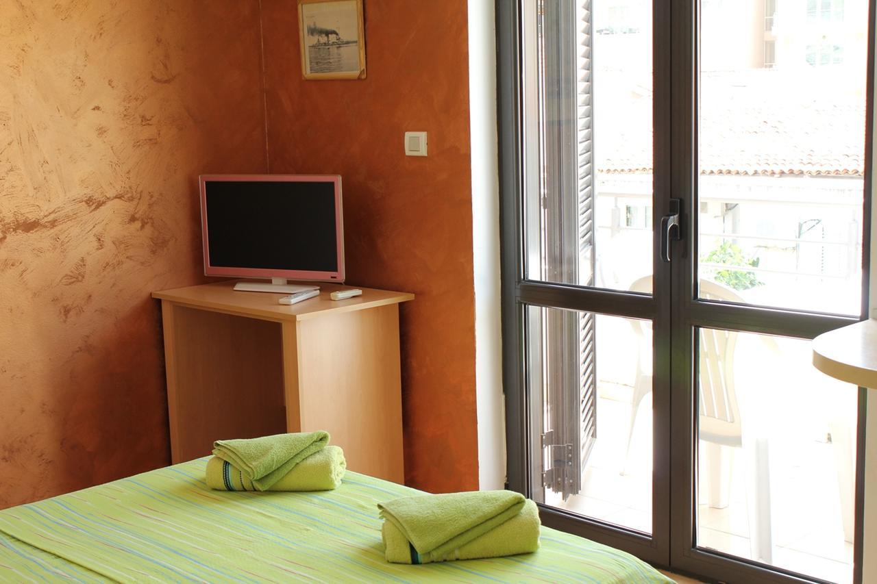 Apartments Mare Budva Eksteriør billede